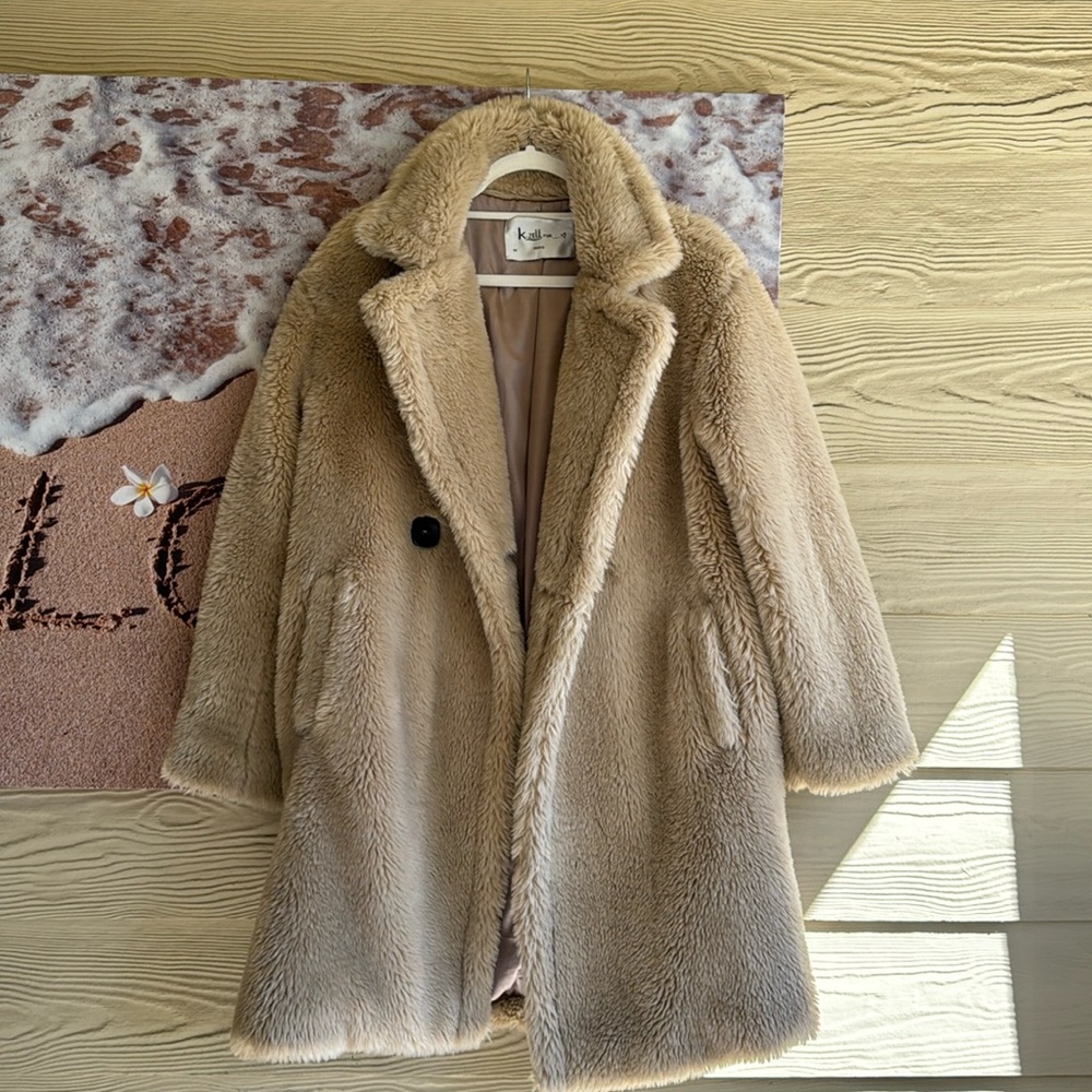 K.ZELLE FUR.  PARIS ~ Mid length Faux fur Coat